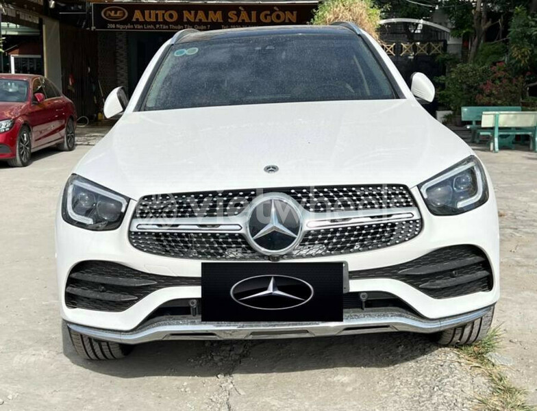 Big mercedes glc 300 4matic an giang huyen an phu 3302