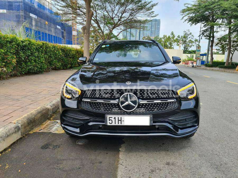 Big mercedes glc 300 4matic an giang huyen an phu 3307