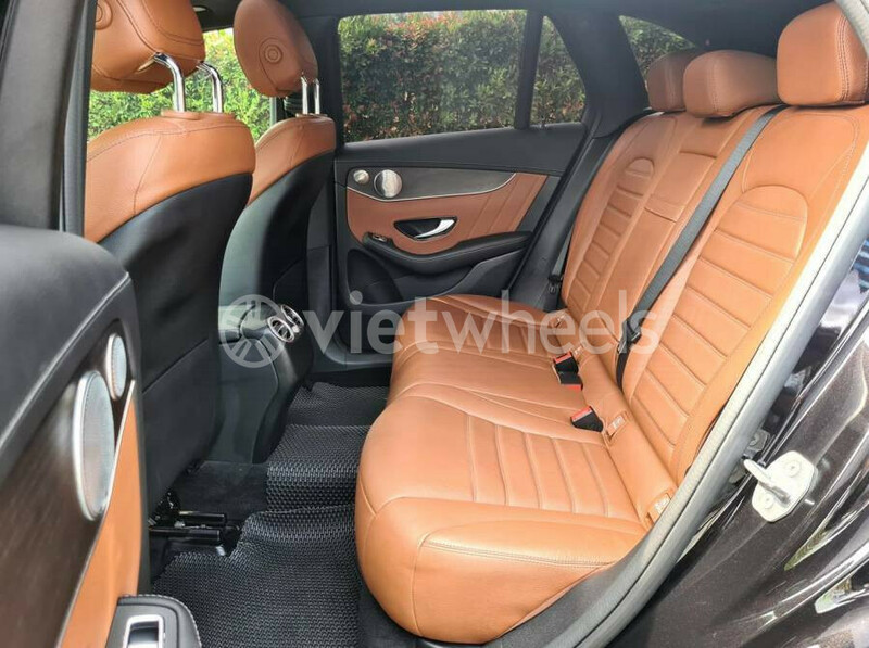 Big mercedes glc 300 4matic an giang huyen an phu 3307