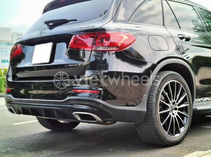 Big mercedes glc 300 4matic an giang huyen an phu 3307