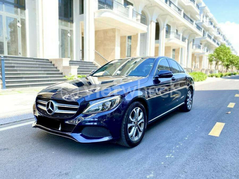 Big mercedes c200 an giang huyen an phu 3313