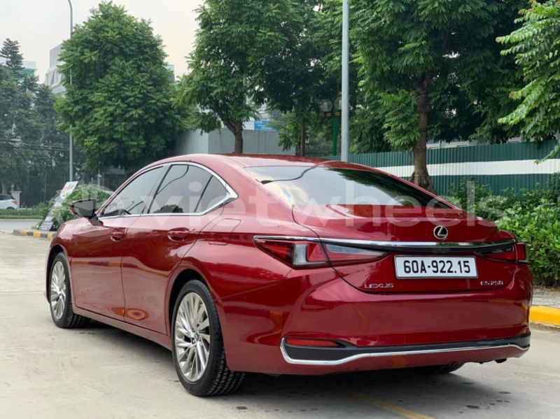 Big with watermark lexus lexus es an giang huyen an phu 4054