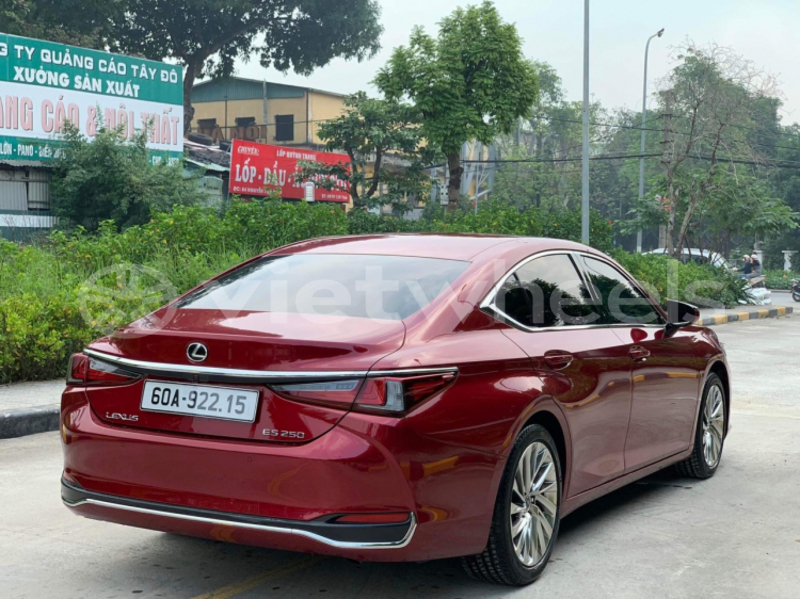 Big with watermark lexus lexus es an giang huyen an phu 4054