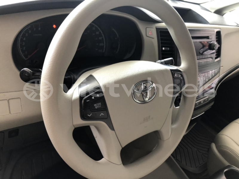 Big with watermark toyota toyota sienna an giang huyen an phu 4652