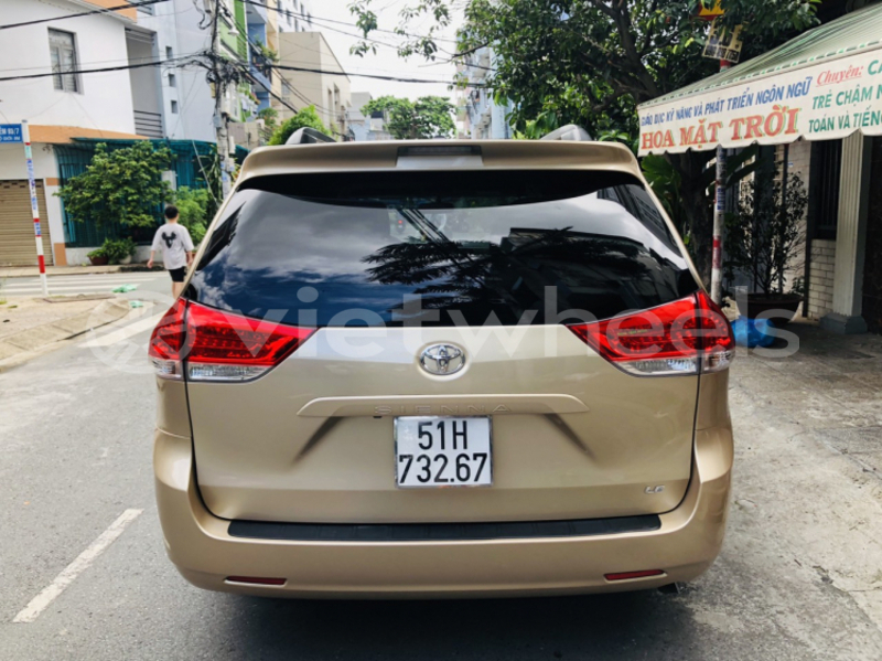 Big with watermark toyota toyota sienna an giang huyen an phu 4652