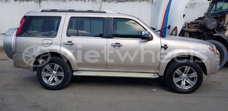 Big with watermark ford ford everest an giang huyen an phu 4874