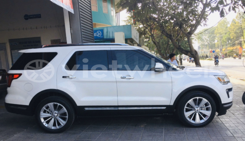 Big with watermark ford ford explorer an giang huyen an phu 5299