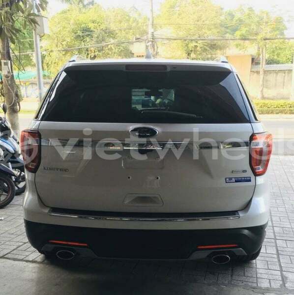 Big with watermark ford ford explorer an giang huyen an phu 5299